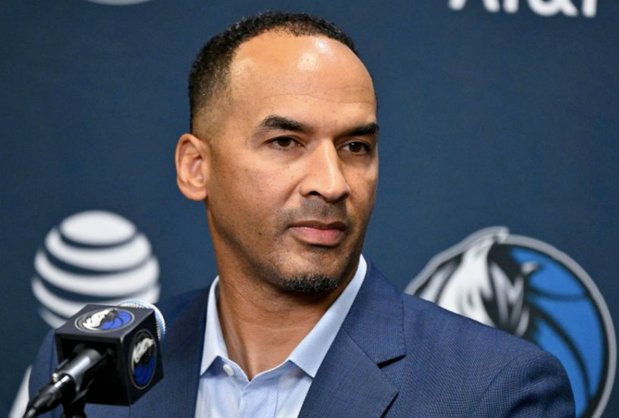 bob半岛体育平台-A史密斯：哈里森交易东契奇是极恶劣操作，他在NBA再也找不到工作了|尼科·哈里森|卢卡·东契奇|德雷蒙德·格林|安东尼·戴维斯|约什-格林_新浪体育_新浪新闻